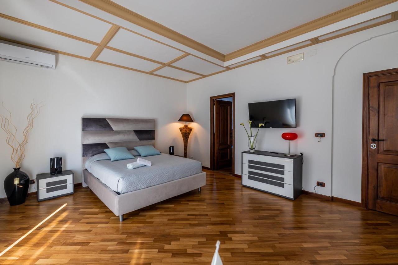 I Barcaioli Bed & Breakfast Giardini Naxos Bagian luar foto