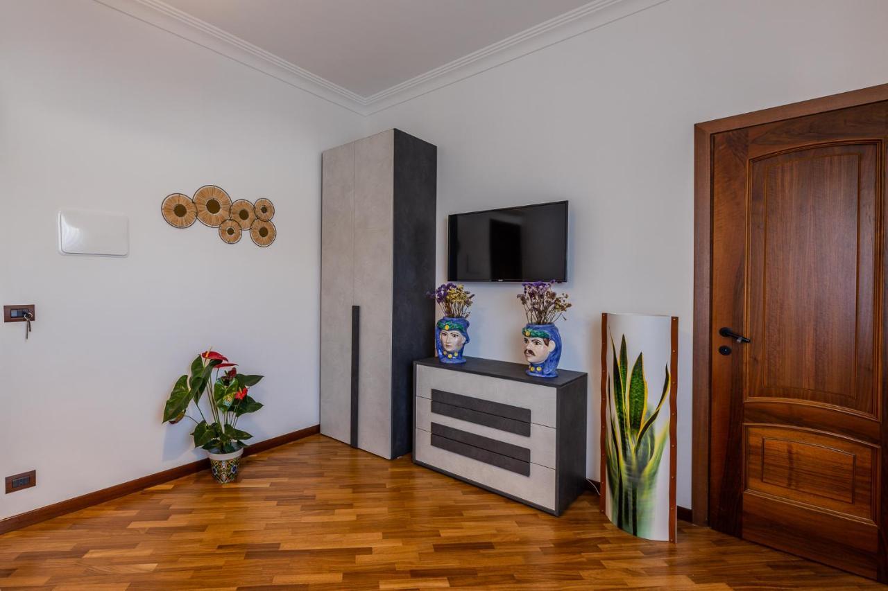 I Barcaioli Bed & Breakfast Giardini Naxos Bagian luar foto