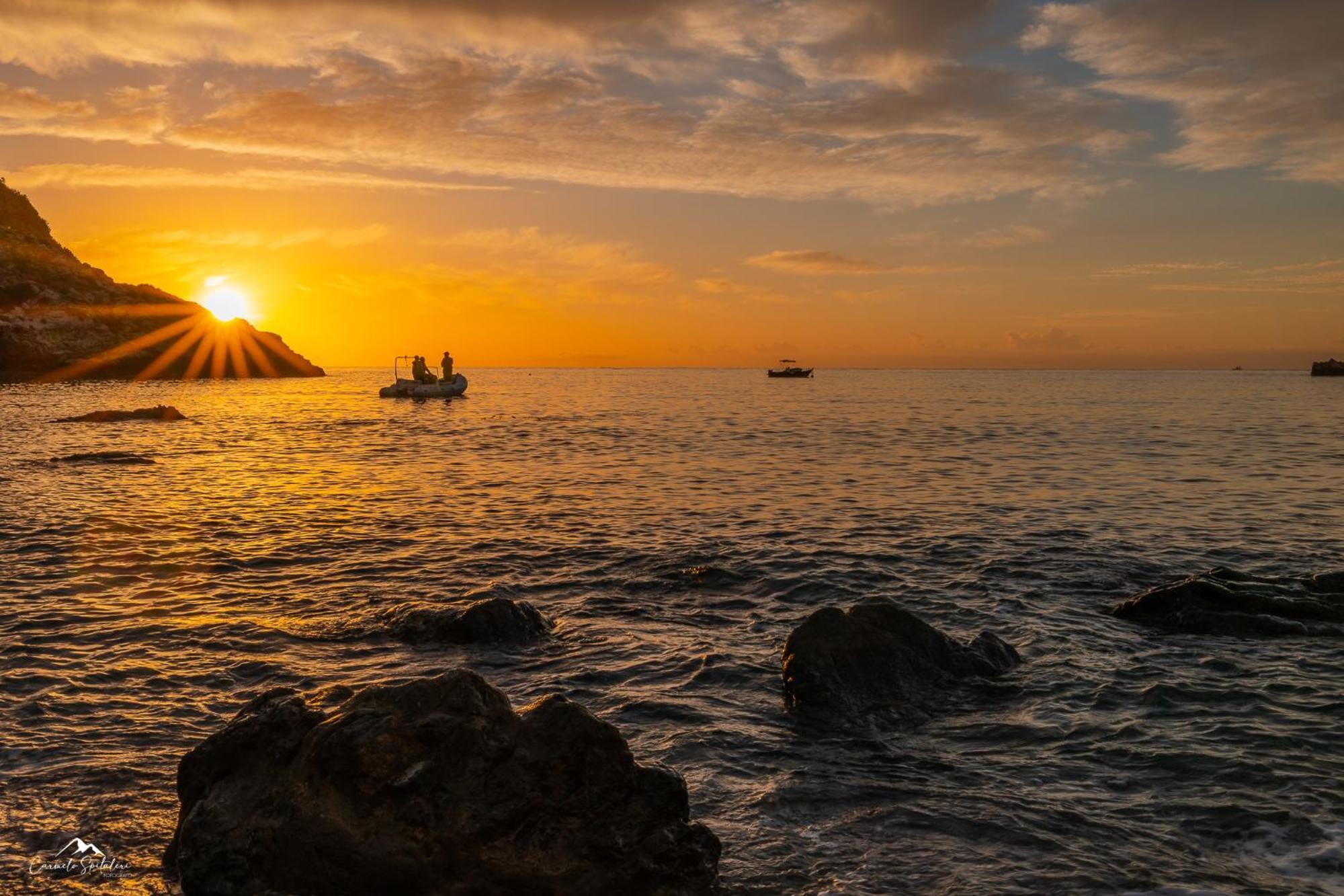 I Barcaioli Bed & Breakfast Giardini Naxos Bagian luar foto